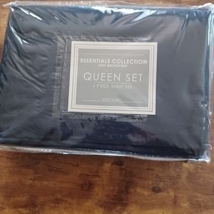 Essentials Collection soft Microfiber Queen 4pc Sheet Set